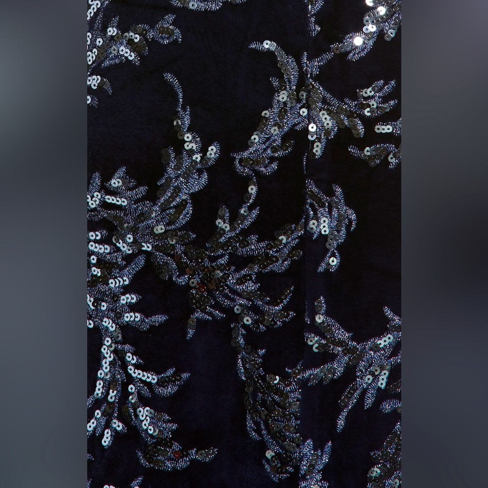 ELIZA J Sequin Embellished Evening Gown Navy Size 4 Mermaid Sequins Velour - Picture 7 of 15